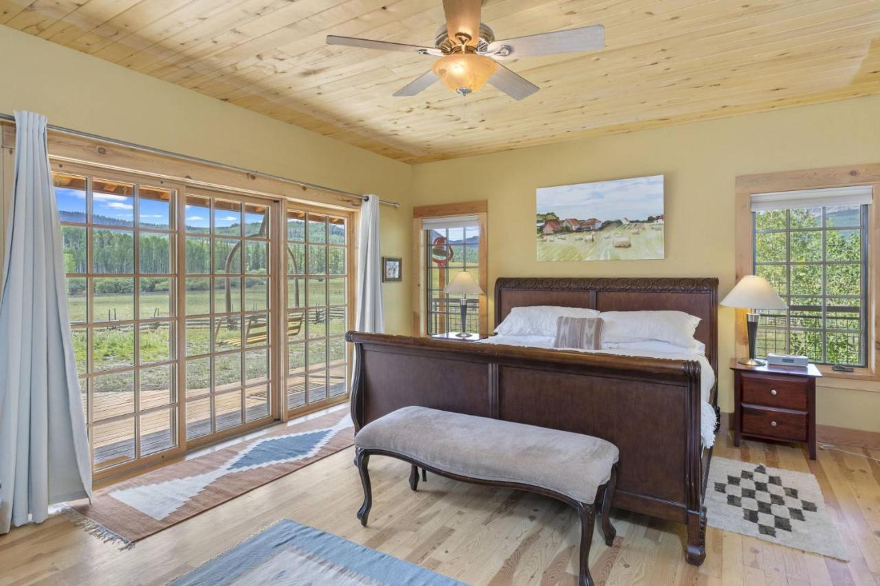 Willa Hughes Ranch - Wilson Mesa, 70 Acres With Views Upon Views Placerville Zewnętrze zdjęcie