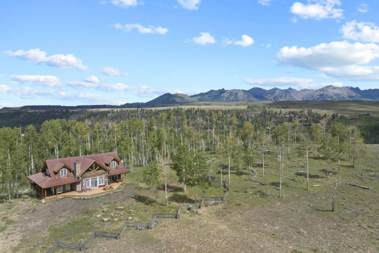 Willa Hughes Ranch - Wilson Mesa, 70 Acres With Views Upon Views Placerville Zewnętrze zdjęcie