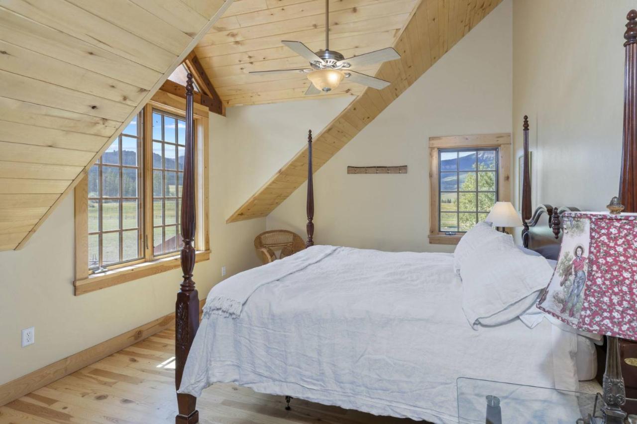 Willa Hughes Ranch - Wilson Mesa, 70 Acres With Views Upon Views Placerville Zewnętrze zdjęcie