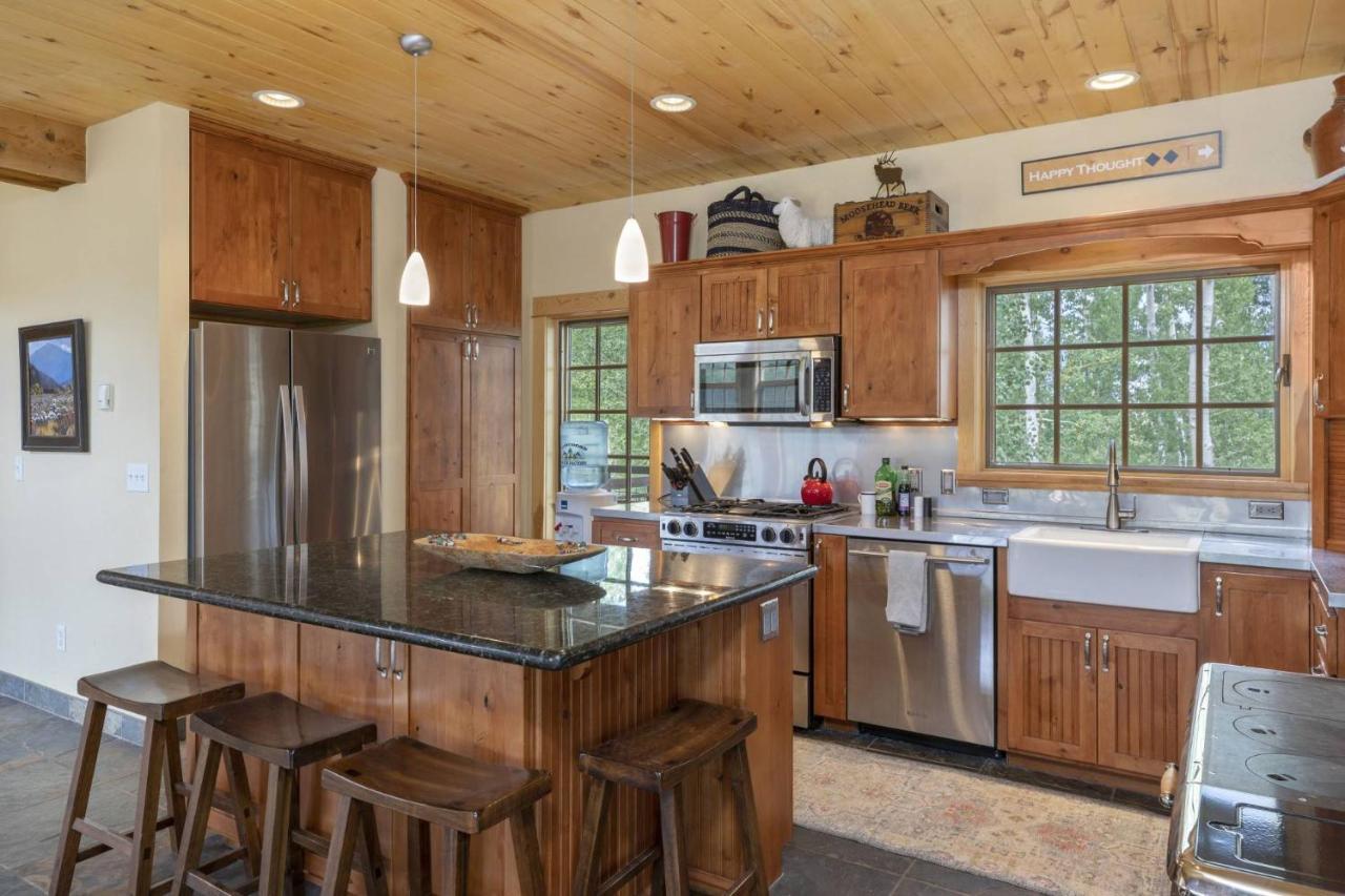 Willa Hughes Ranch - Wilson Mesa, 70 Acres With Views Upon Views Placerville Zewnętrze zdjęcie