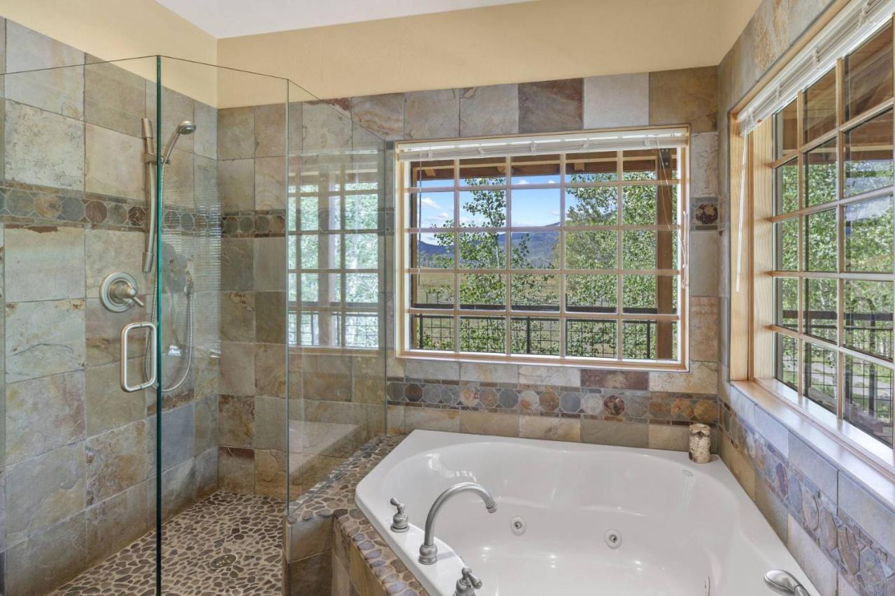 Willa Hughes Ranch - Wilson Mesa, 70 Acres With Views Upon Views Placerville Zewnętrze zdjęcie