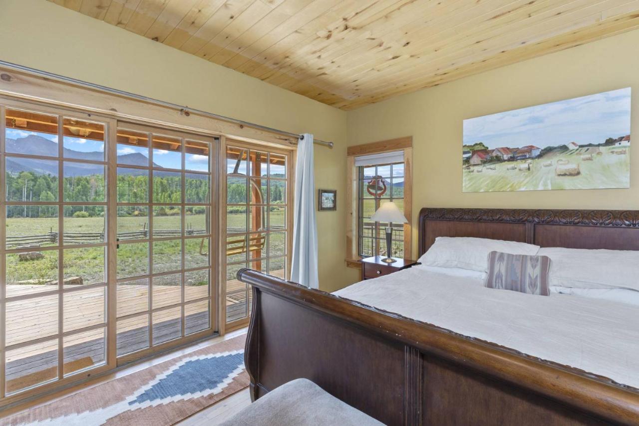Willa Hughes Ranch - Wilson Mesa, 70 Acres With Views Upon Views Placerville Zewnętrze zdjęcie